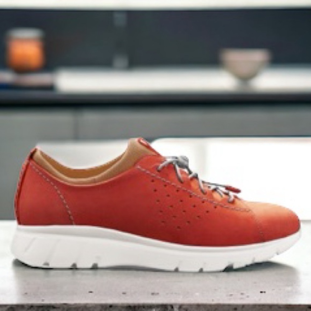 Samuel Hubbard Women's Flight Sport 707 Leather Sneaker Sunset Orange Nubuck US7